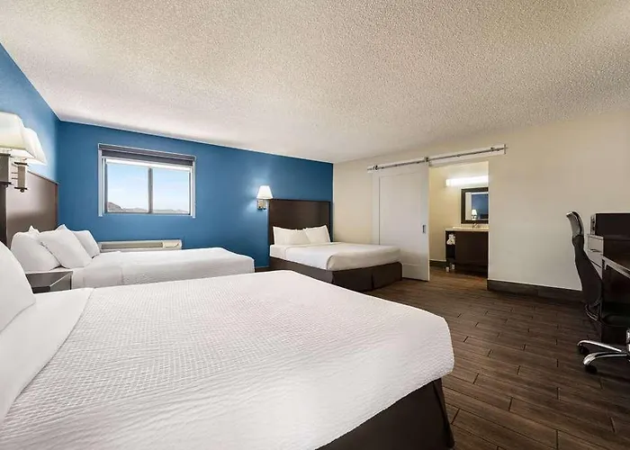 Baymont Hotel